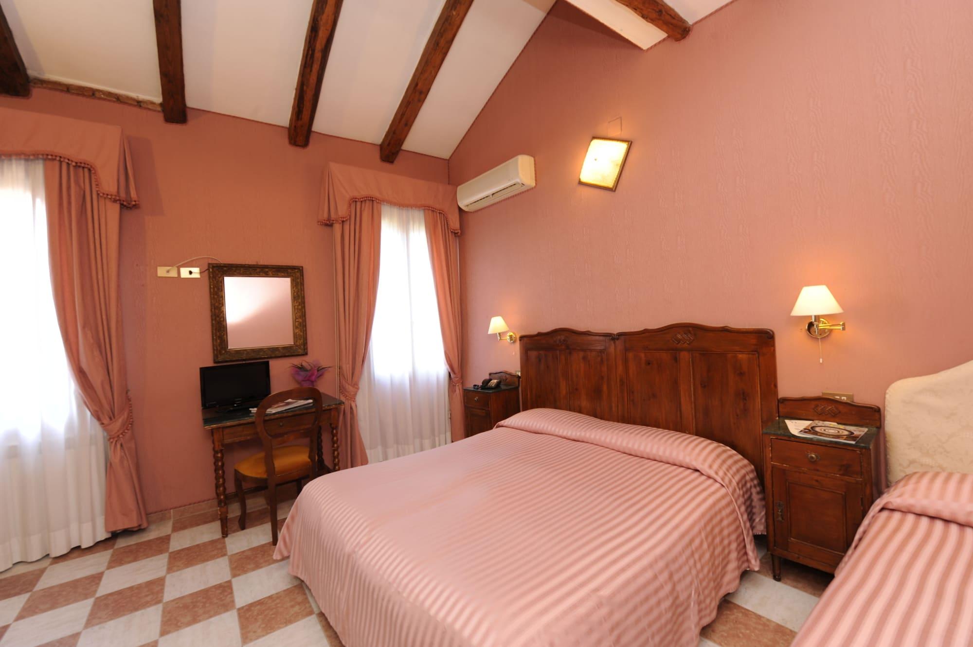 Hotel Villa Rosa เวนิส ภายนอก รูปภาพ