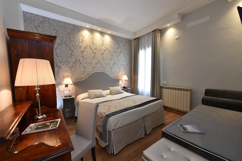 Hotel Villa Rosa เวนิส ภายนอก รูปภาพ